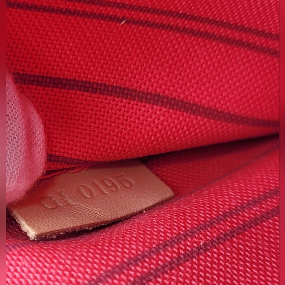 Sold ❌Louis Vuitton like new  Limited Edition Ramages Neverful MM with Pouch🔥 - Picture 15 of 16